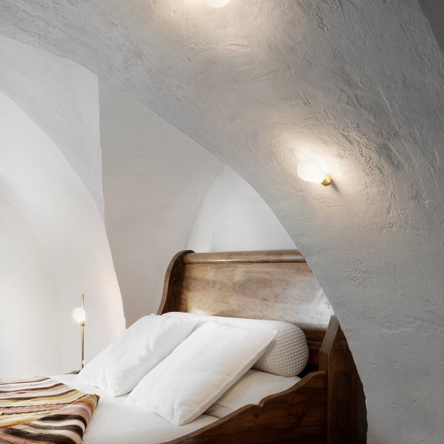 Светодиодная настольная лампа Vital H46