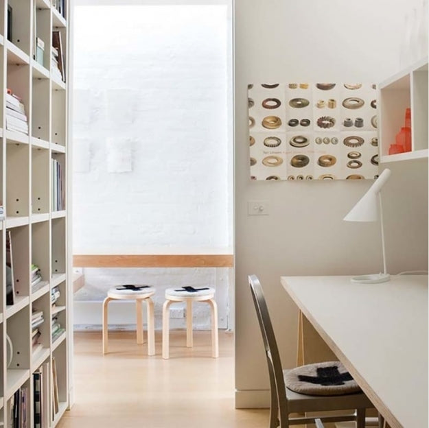 Настольная лампа Ворона Белый H50